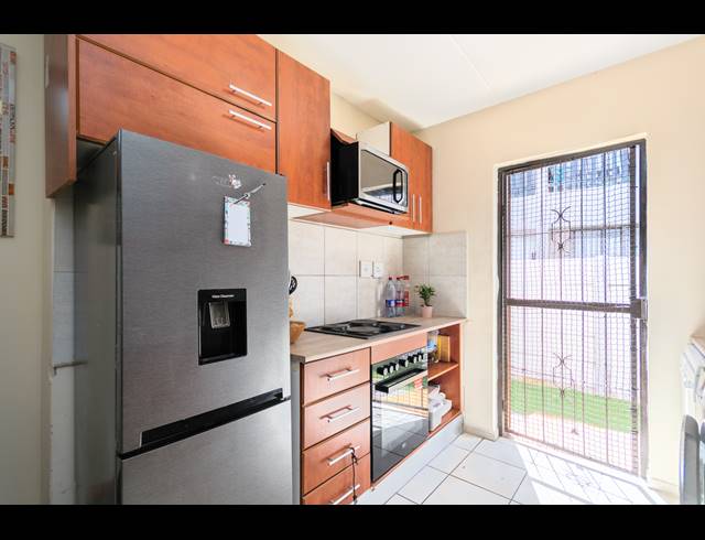2 BEDROOM APARTMENT FOR SALE IN PARKLANDS